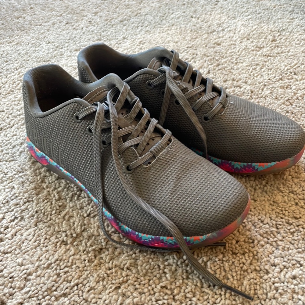 NOBULL SNEAKERS